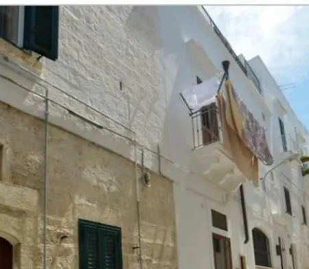בית נופש Borgo Bianco אוסטוני